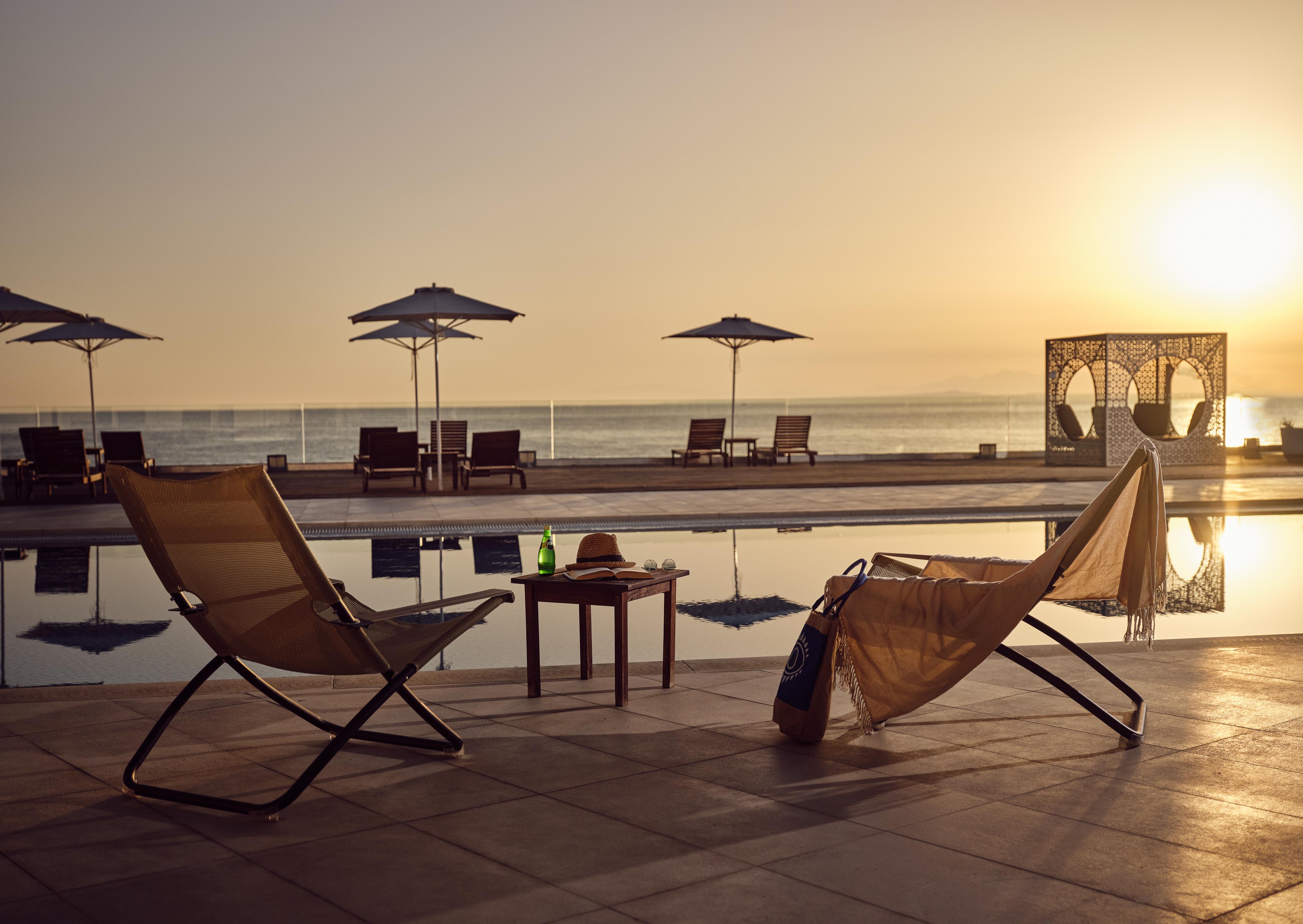 Cavo Orient Beach Hotel & Suites Drosia  المظهر الخارجي الصورة
